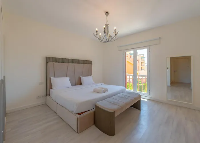 The 2br Marina Spot Walk Everywhere In New Marina Apartment Hurghada